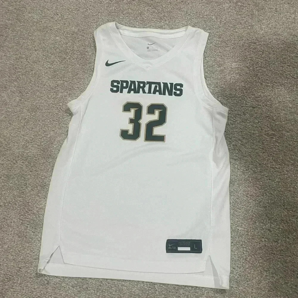 Women’s small Nike Elite Michigan State University basketball jersey.